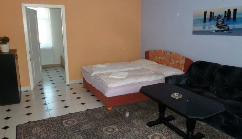 Pension - Restaurant  HOLIDAY Mariánské Lázně